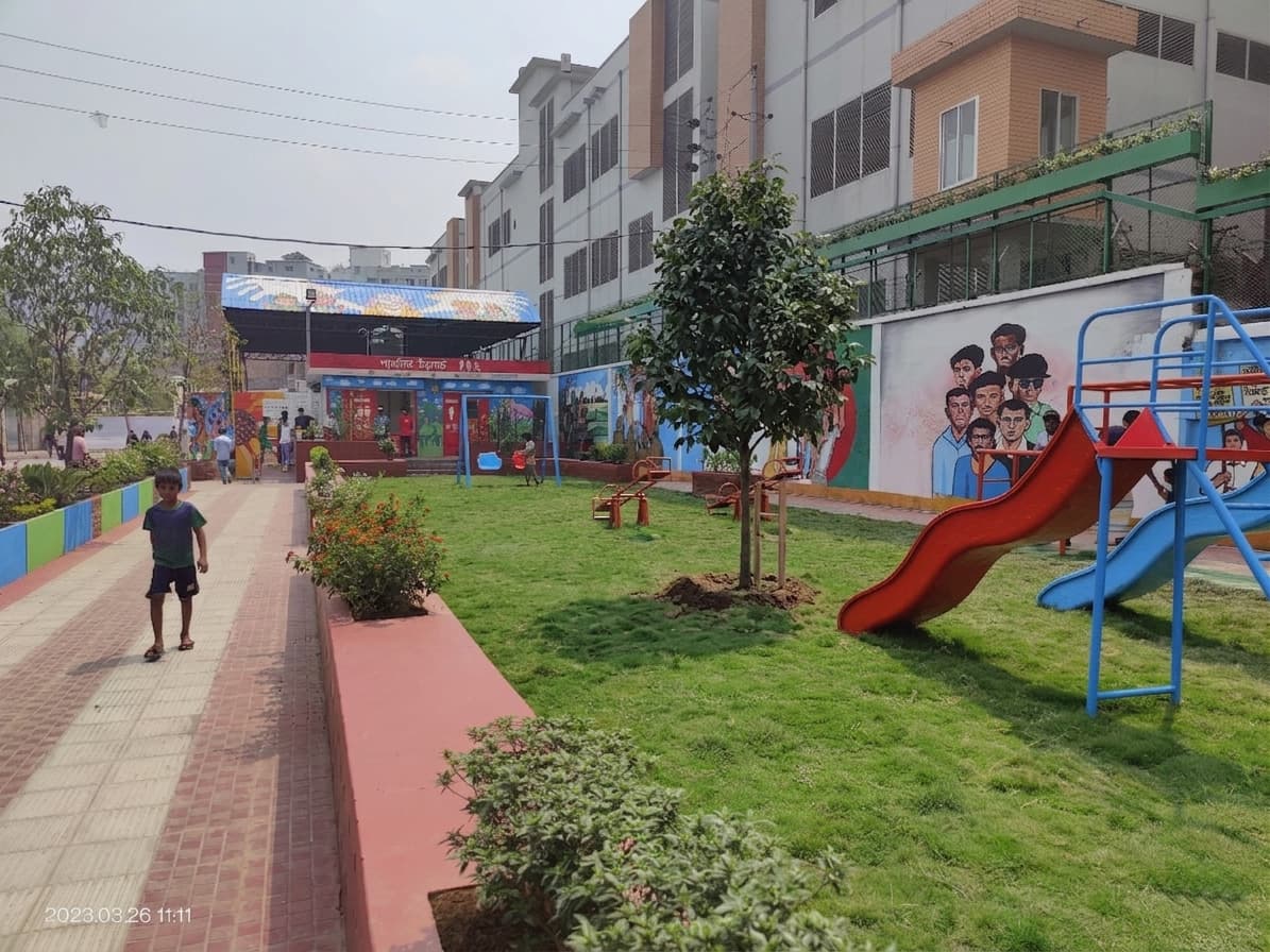https://cms.bhumijopd.com/uploads/product/32-jolladkhana-public-space-mirpur/1773115170aId3w.jpg